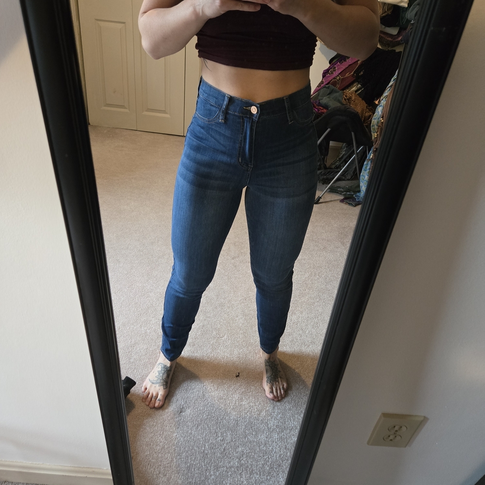 Fashion Nova High-Rise Skinny Jeans in Dark Blue Wash